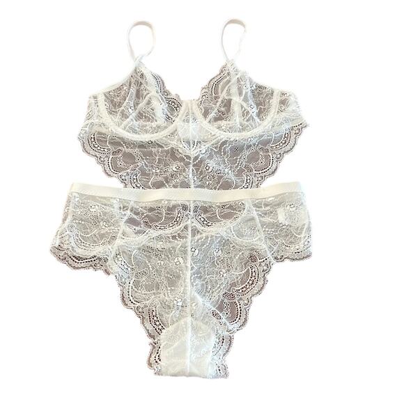 White Lace Teddy Lingerie Bodysuit Woman Size Small Snap Crotch Underwire Bra - Picture 5 of 11